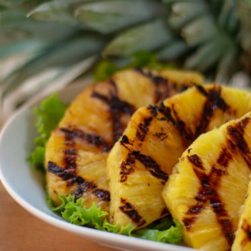 Pineapple with nice crosshatching from the grill