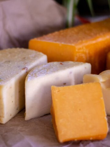 cropped-Platter-of-Smoked-Cheeses.jpg