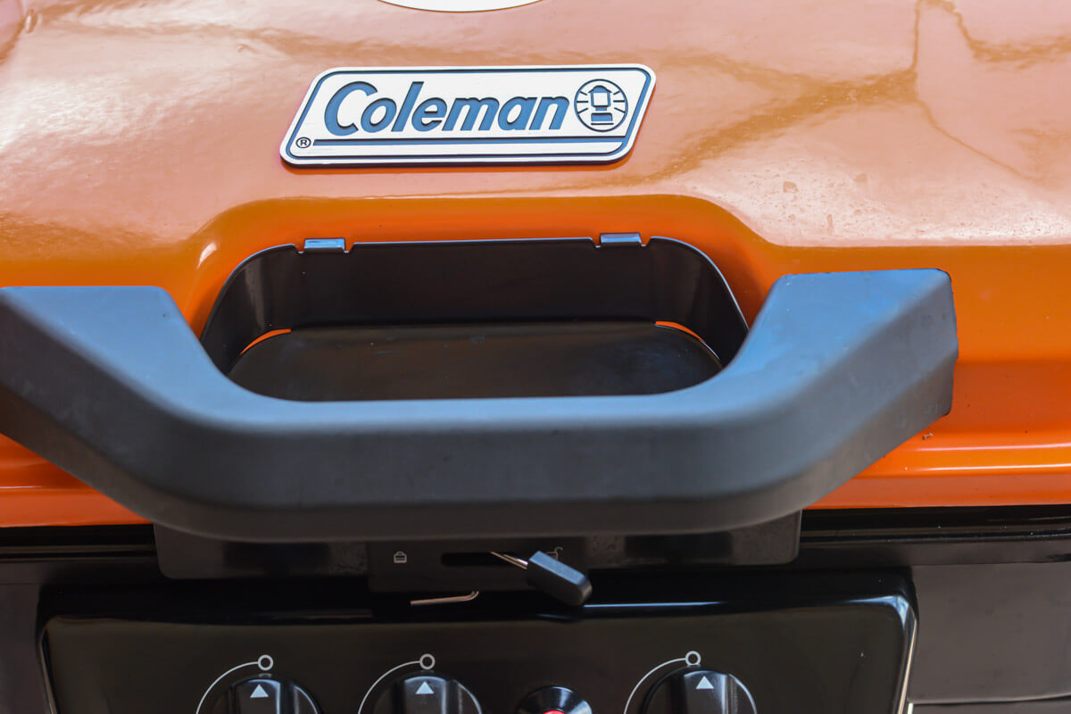front view of the coleman portable grill.