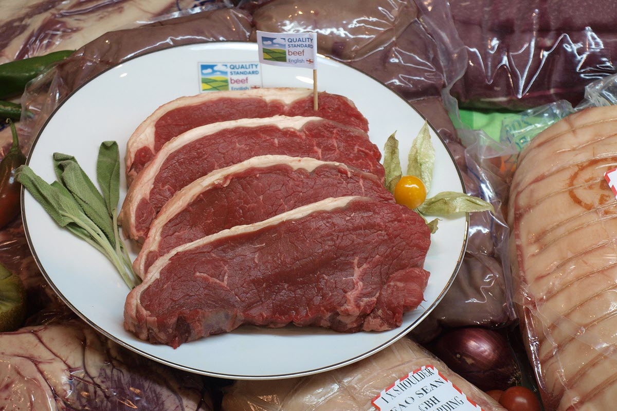 Standard quality beef steak slices.